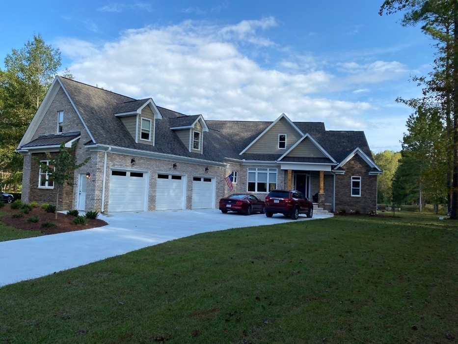 The Bluestone house plan 1302 is move-in ready. 