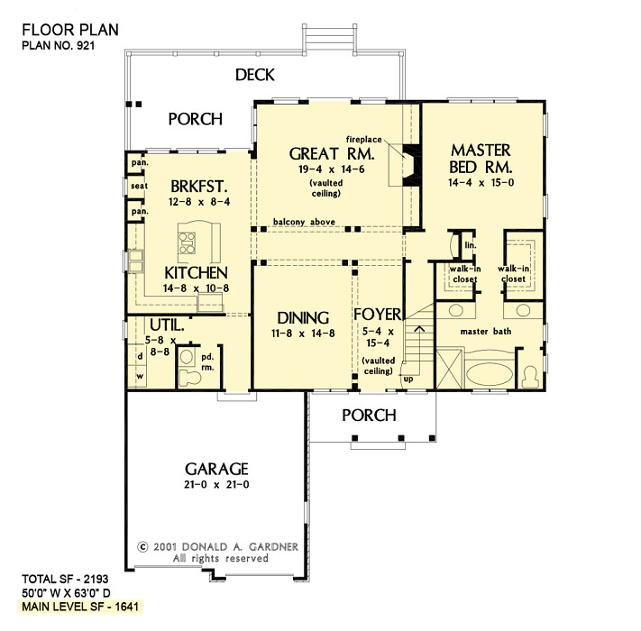 First floor of The Ivy Creek house plan 921.